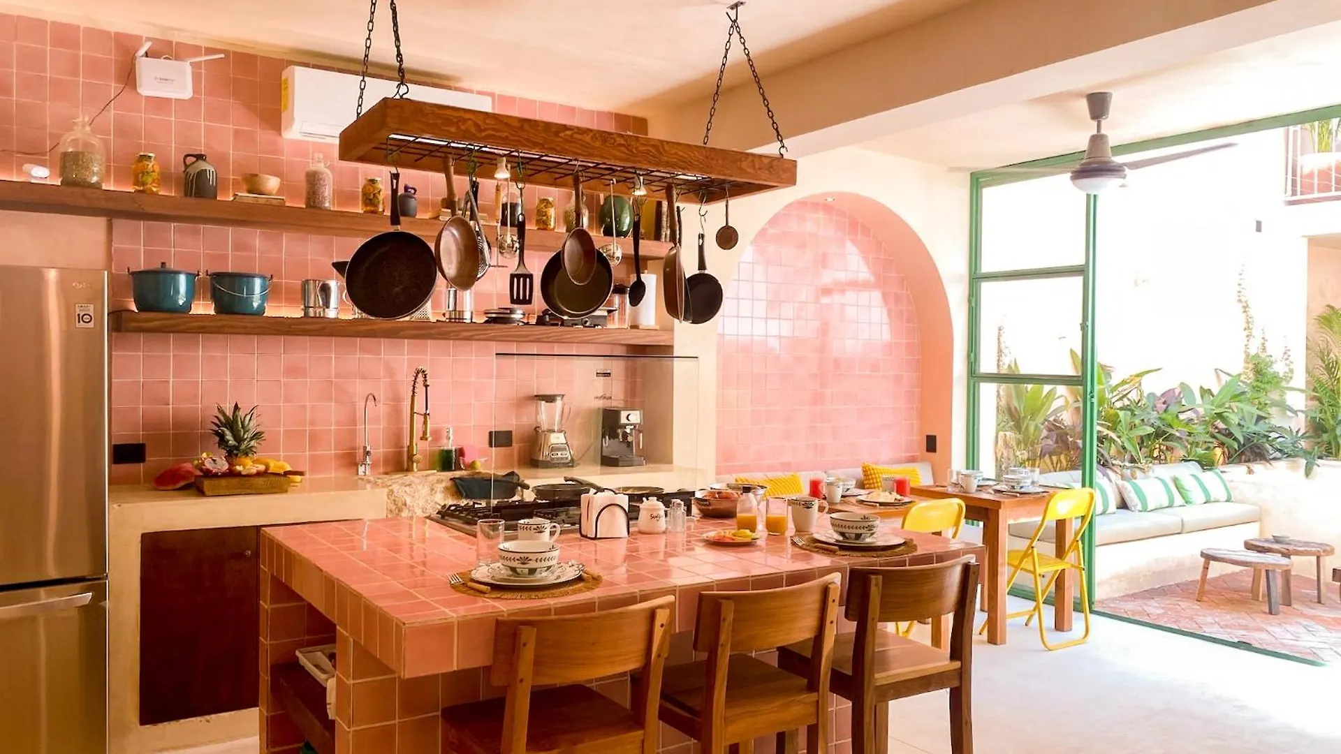 メリダ Kuka Y Milpa Bed & Breakfast 0*,